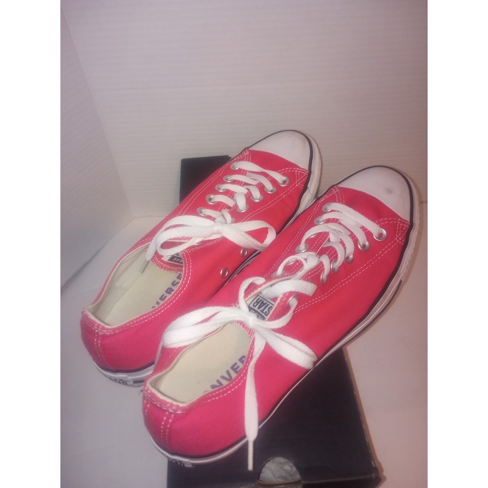 Converse Women's Pink Canvas Sneakers